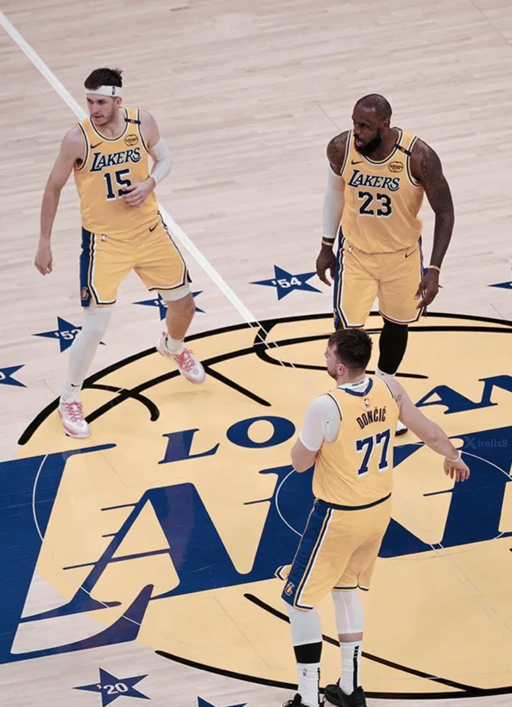 爱游戏官方-骑士力克湖人，詹姆斯关键制胜