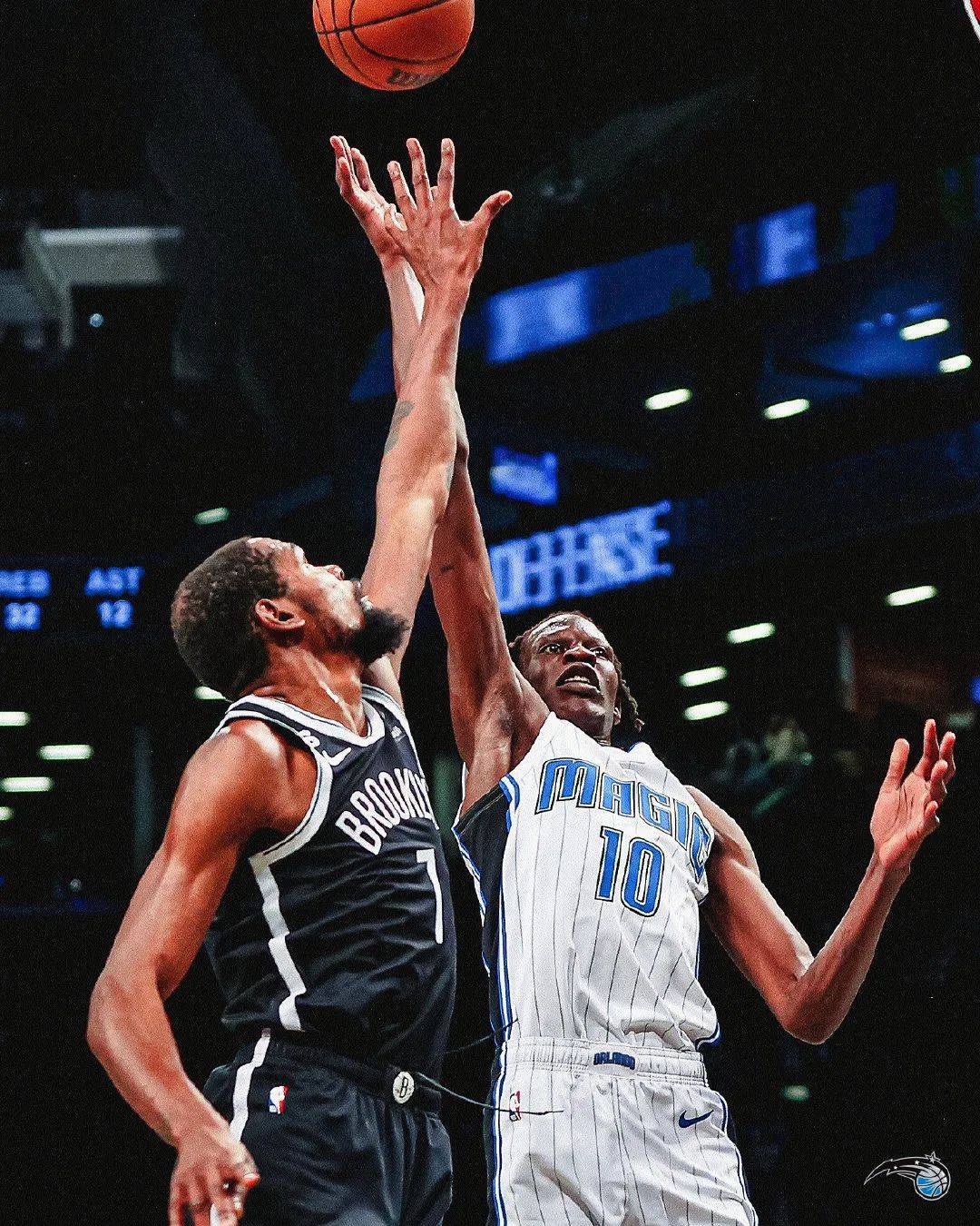 爱游戏官方入口-韩国队鏖战英格兰队，波尔统治全场