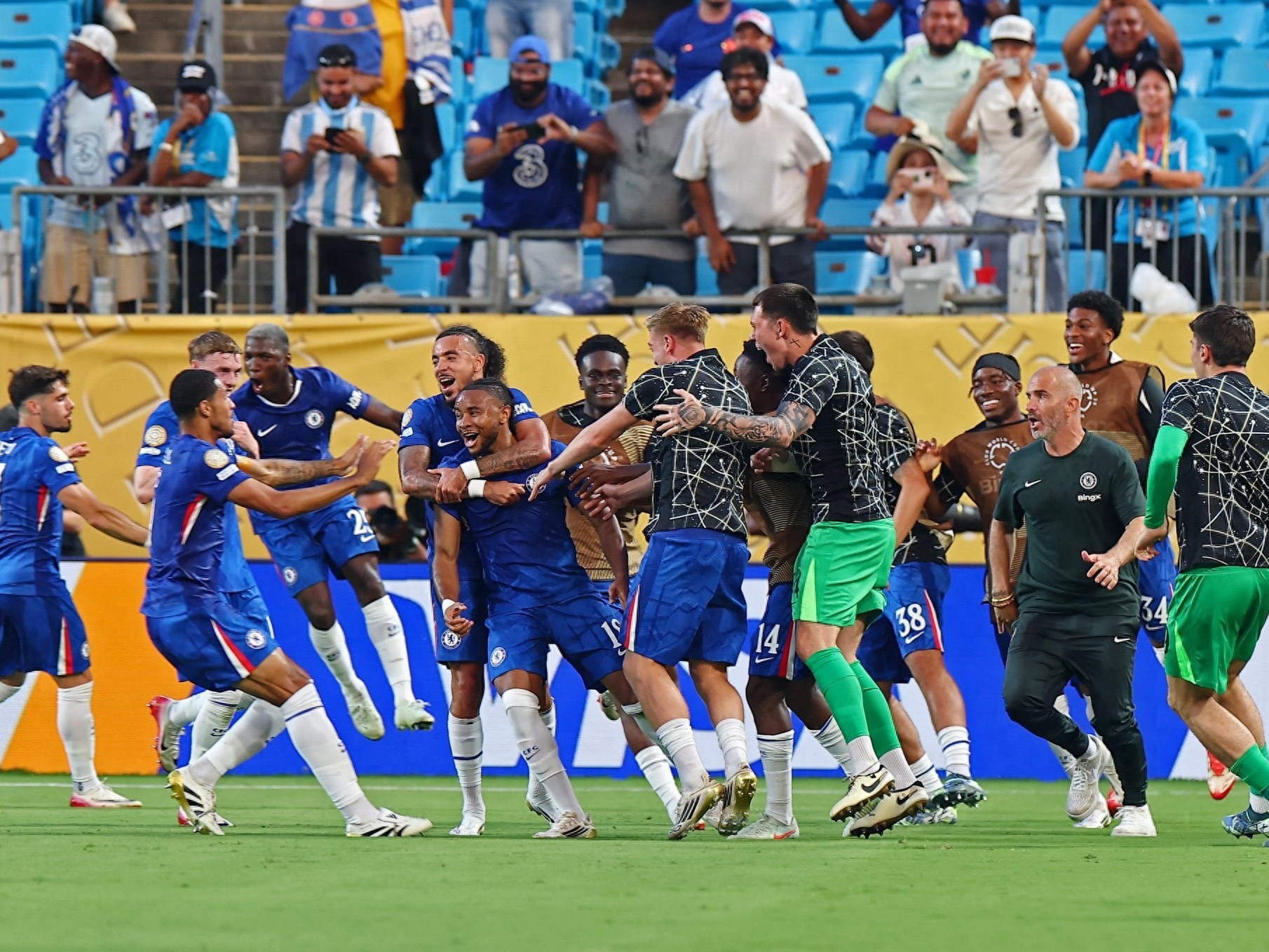 爱游戏tv-瑞典逆转切尔西,库尔图瓦惊艳四座