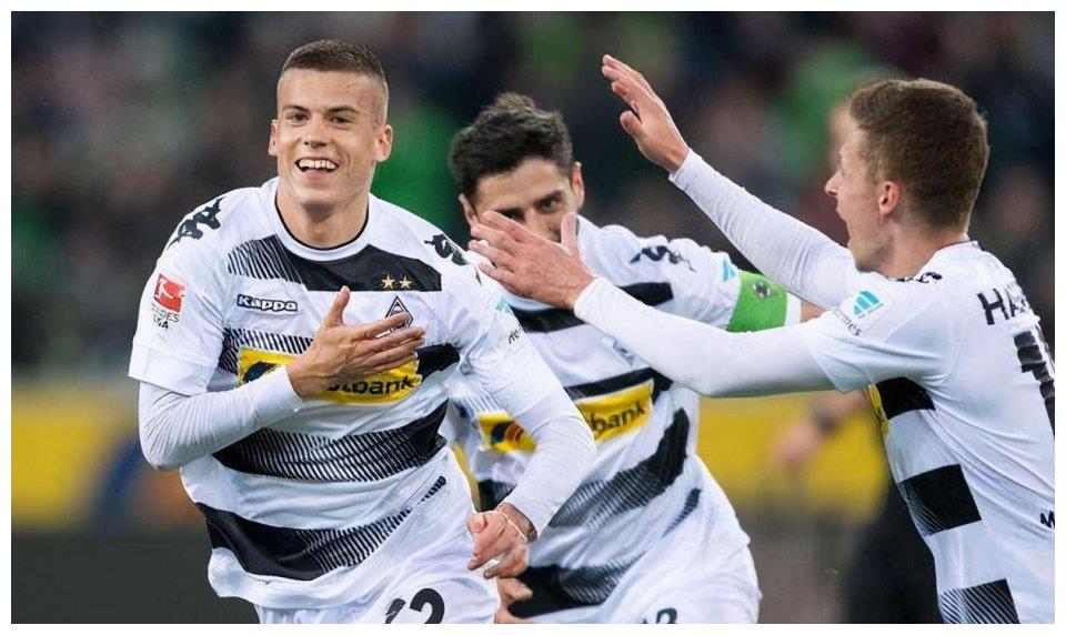 爱游戏官网-曼城碾压利物浦，莫德里奇状态火热